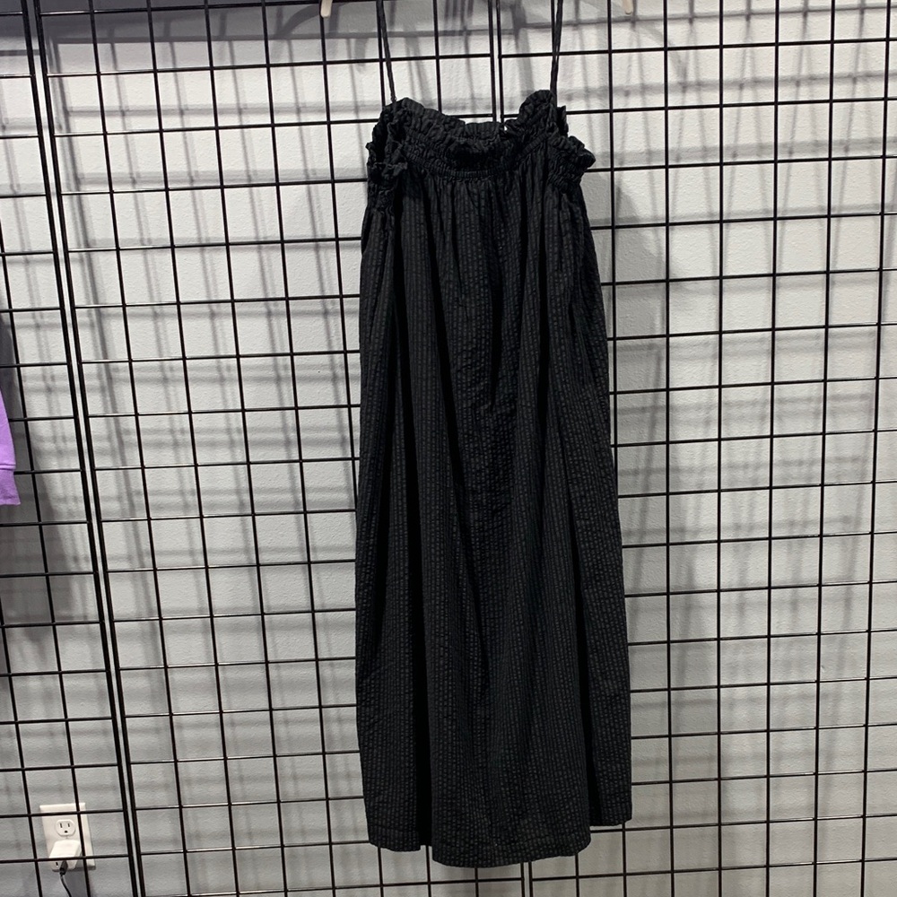 H&M Black Textured Maxi Skirt
